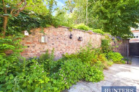 CAM01450G0-PR0100-STILL074.jpg