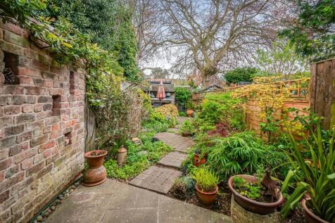 3 Parkway Cottages18.jpg