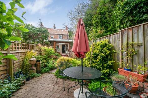 3 Parkway Cottages20.jpg