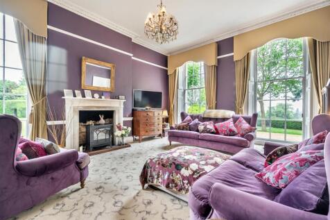 8608621-interior06.jpg