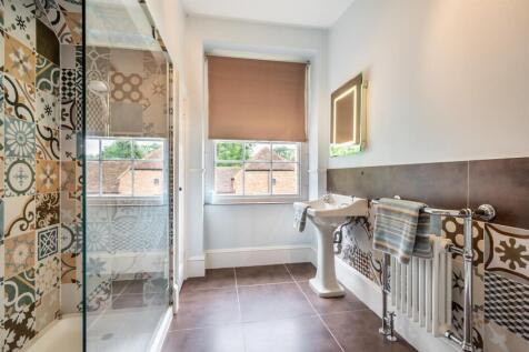 8608621-interior37.jpg