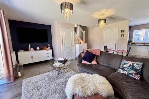 Open Plan Living Room/Kitchen/Dining Room