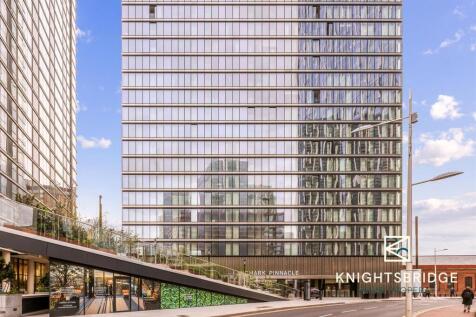 71-03 40 Landmark Square (1).jpg