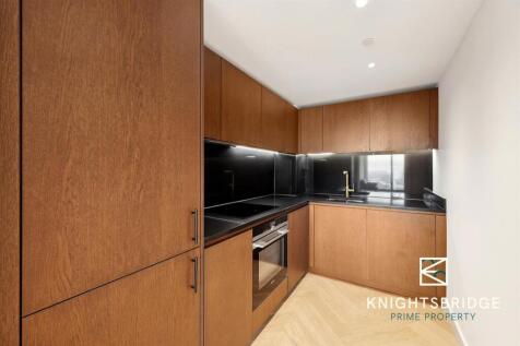 71-03 40 Landmark Square (12).jpg