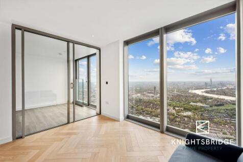 71-03 40 Landmark Square (18).jpg