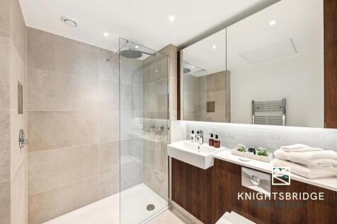 55-14 40 Landmark Square (4).jpg