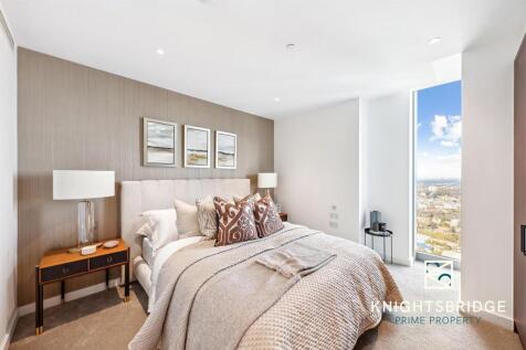 55-14 40 Landmark Square (5).jpg