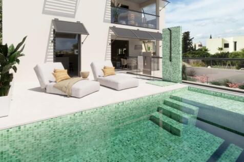 0_Outdoor_Pool_2