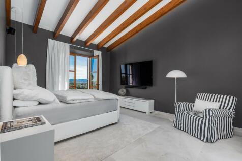 Bedroom (1)