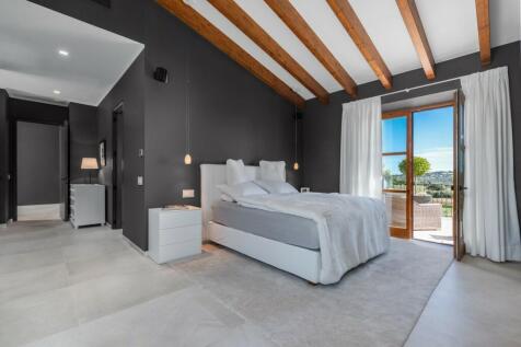 Bedroom (2)