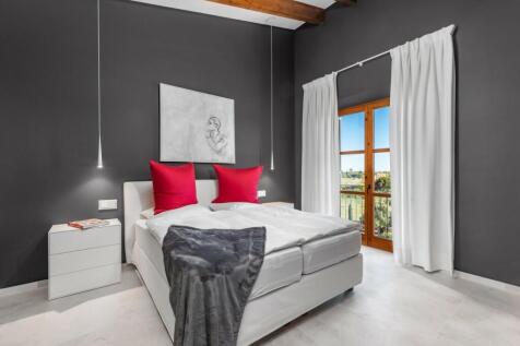 Bedroom (3)