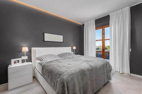 Bedroom (4)