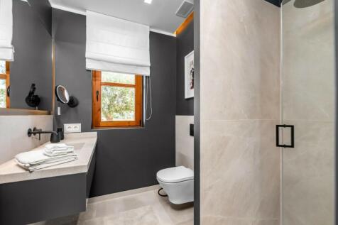 Bathroom (4)