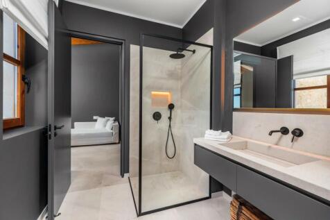 Bathroom (3)