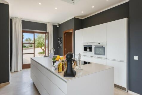 Kitchen (2)