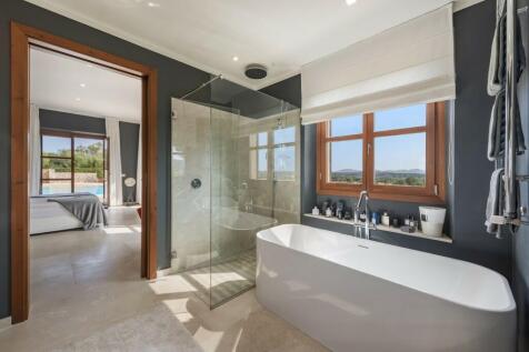 Bathroom (4)