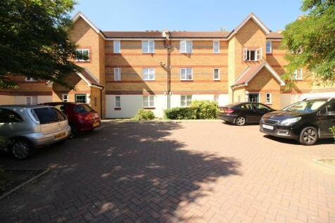 2 bedroom flats to rent in enfield lock, enfield, middlesex - rightmove