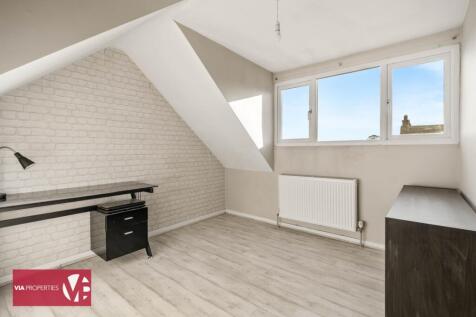 Bedroom 3 top floor