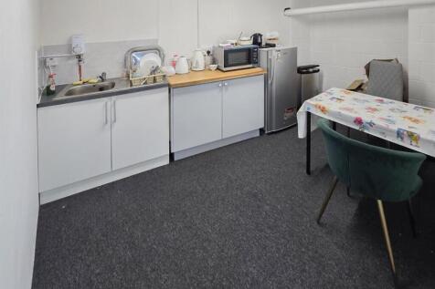 WhatsApp Image 2025-05-29 at 5.28.37 PM (3).jpeg