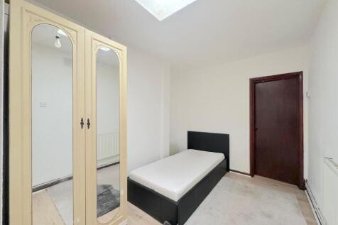 WhatsApp Image 2025-11-18 at 10.02.02 AM (1).jpeg