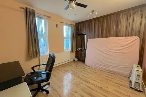 WhatsApp Image 2025-03-19 at 5.35.06 PM (14).jpeg