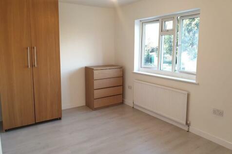 1 Bedroom Houses To Rent In Hounslow Middlesex Rightmove