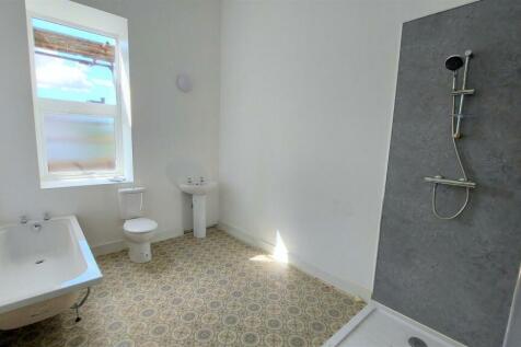 Dressing Room/En Suite