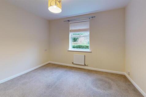 Riverside-Walk-Unfurnished (3).jpg