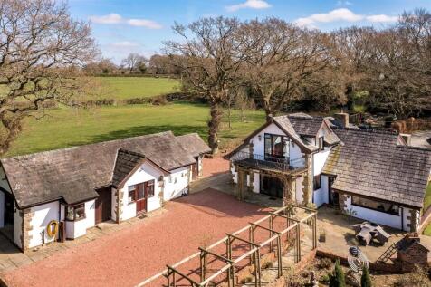 Outbuilding/potential annexe