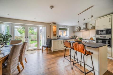 1353603-12-68c191...