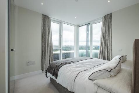 96 Northway House-10