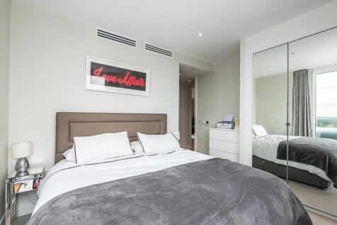 96 Northway House-11