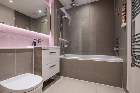 96 Northway House-06