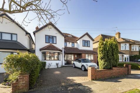 4 bedroom houses to rent in whetstone, north london - rightmove
