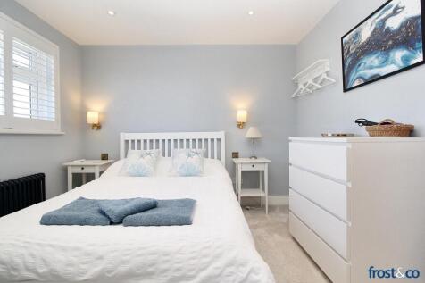 Bedroom 2 2