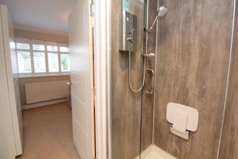 Shower Room.