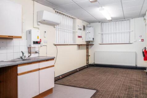 Cheap Street 75 06 of 09.jpg