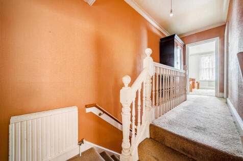 1320837-6-686bd1d...