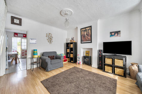 1354796-6-68c3f63...