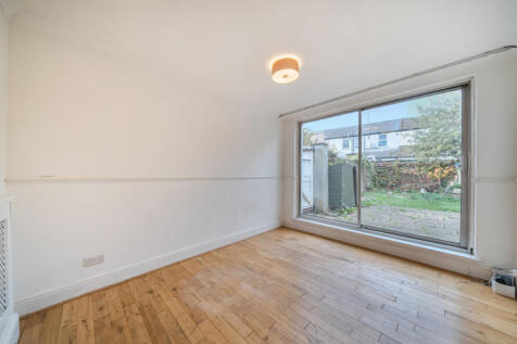 1373334-15-6900cf...