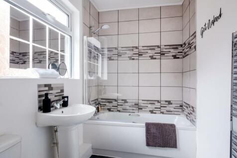 20 Rosemount Road-25-min.jpg