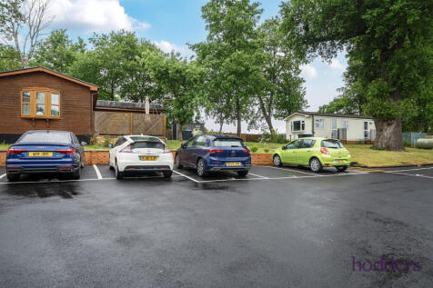 f1744672-9517-480...