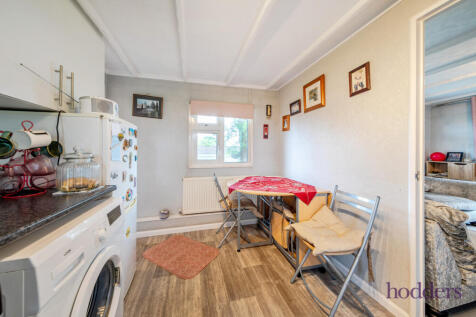 eded2373-38f6-42a...