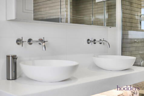 8659036e-9acb-409...