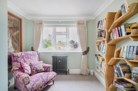 2ff58bd3-c576-4b9...