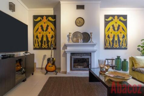 Living room with fireplace