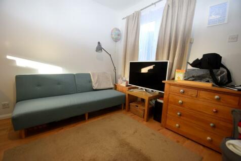 1 Bedroom Houses To Rent In Uxbridge Greater London Rightmove