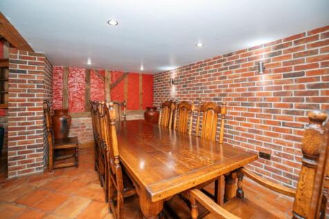 Clam Farm Barn-20.jpg