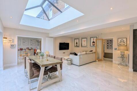 Kitchen/Dining/Family Room