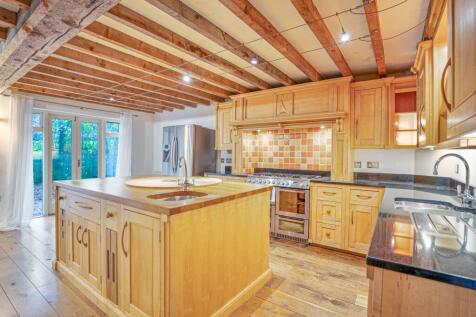 Kitchen/Breakfast Area